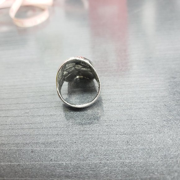 1/$10, 2/$15 -  Men's size 10 Silver-tone Skull Ring Fashion Jewelry - Picture 2 of 6